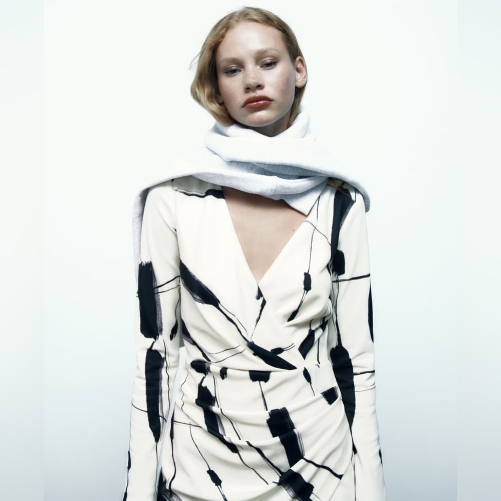 Long sleeve Geometric Zara Mini Dress - M